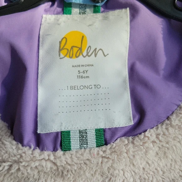 Boden Girls Longline Padded Jacket In Purple with Removable Faux Fur Trim Hood - Picture 6 of 11